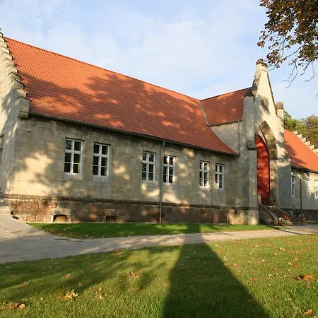 Naumburger Wein & Sekt Manufaktur - 1824 Pensión