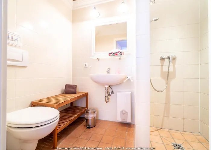 Vendégház Naumburger Wein & Sekt Manufaktur - 1824 Naumburg